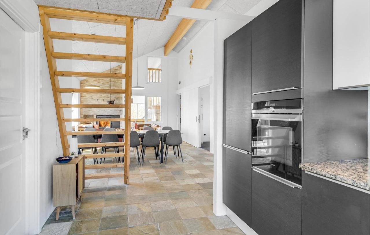 Nice Home In Tarm With Kitchen 외부 사진